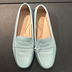 Flag Ltd Women's Sky Blue genuine Leather slip on Loafers size 6.5 M